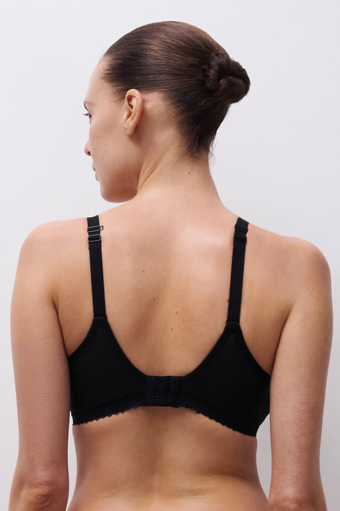 Chantelle Romance Covering Spacer Bra